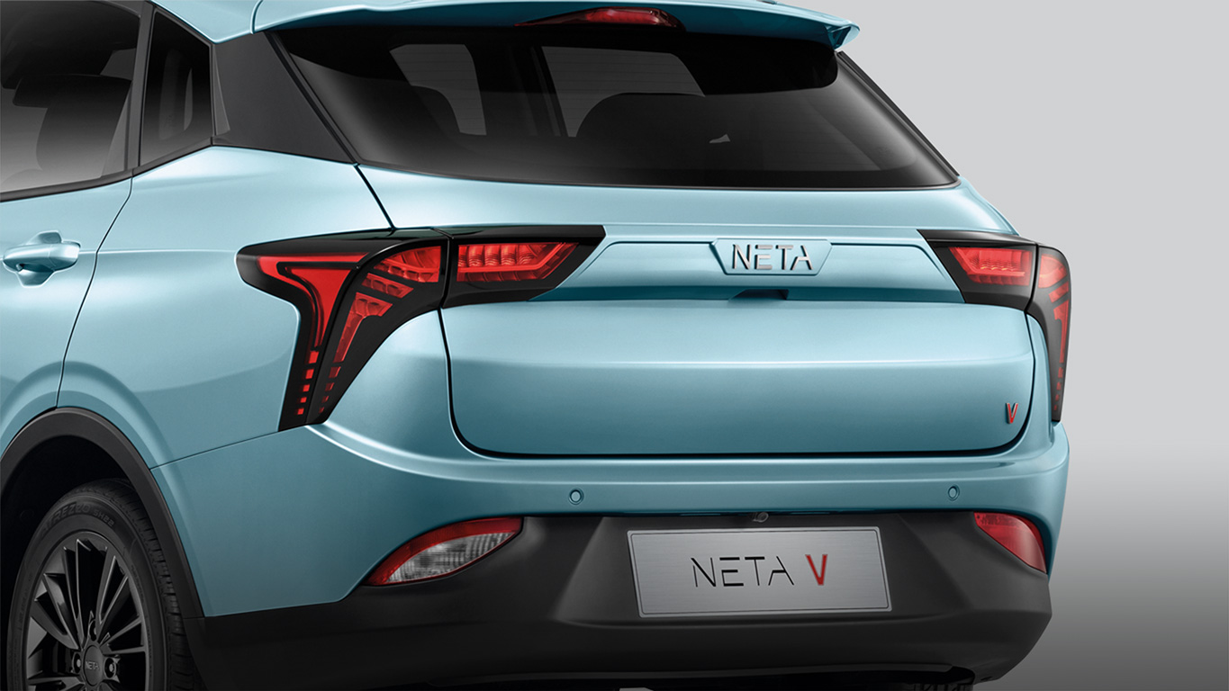 Sporty Rear Lamps